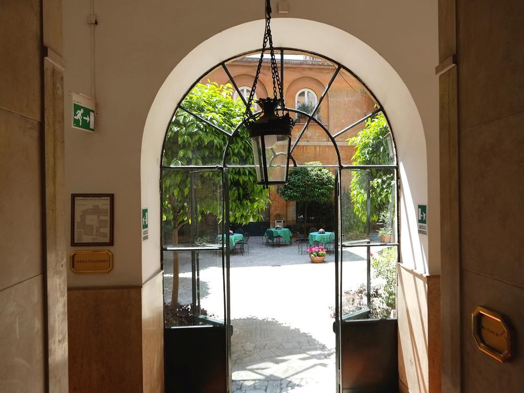 Casa Di Santa Francesca Romana A Ponte Rotto — Photos 3